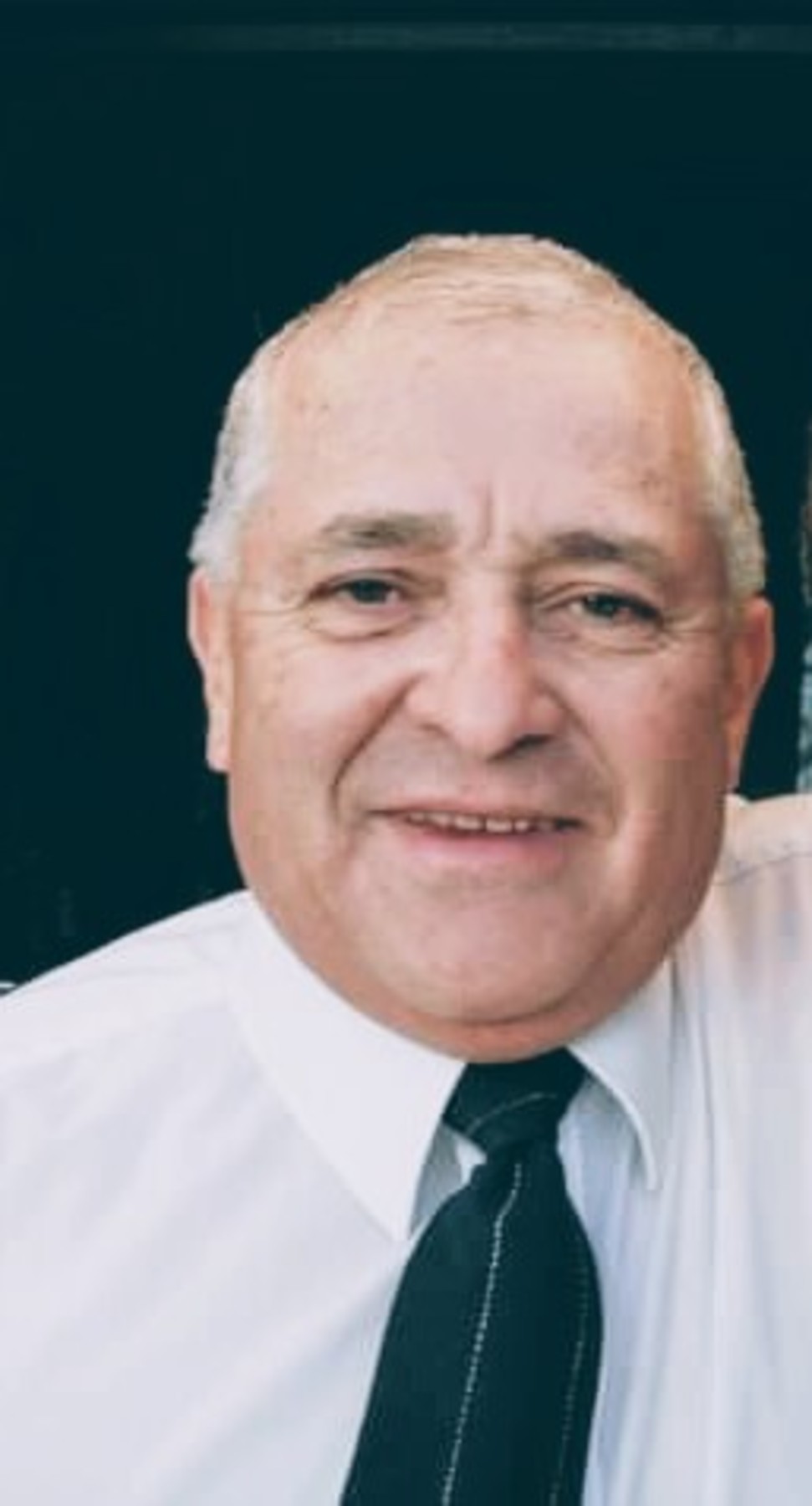 Obituary of Manuel Ruben De Leon