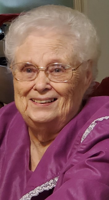 Obituario de Bonnie Lee Lapka