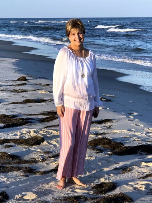 Obituary of Carolyn L Casey