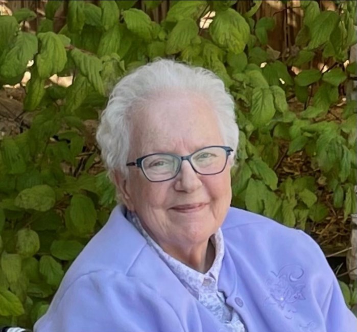 Obituary of Rose-Marie Henderson