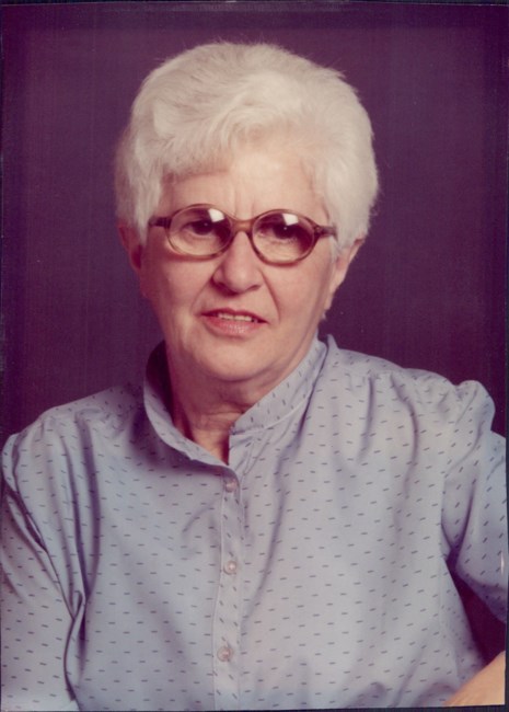 Obituary of Anne Hope (Naumoff) Pocisk