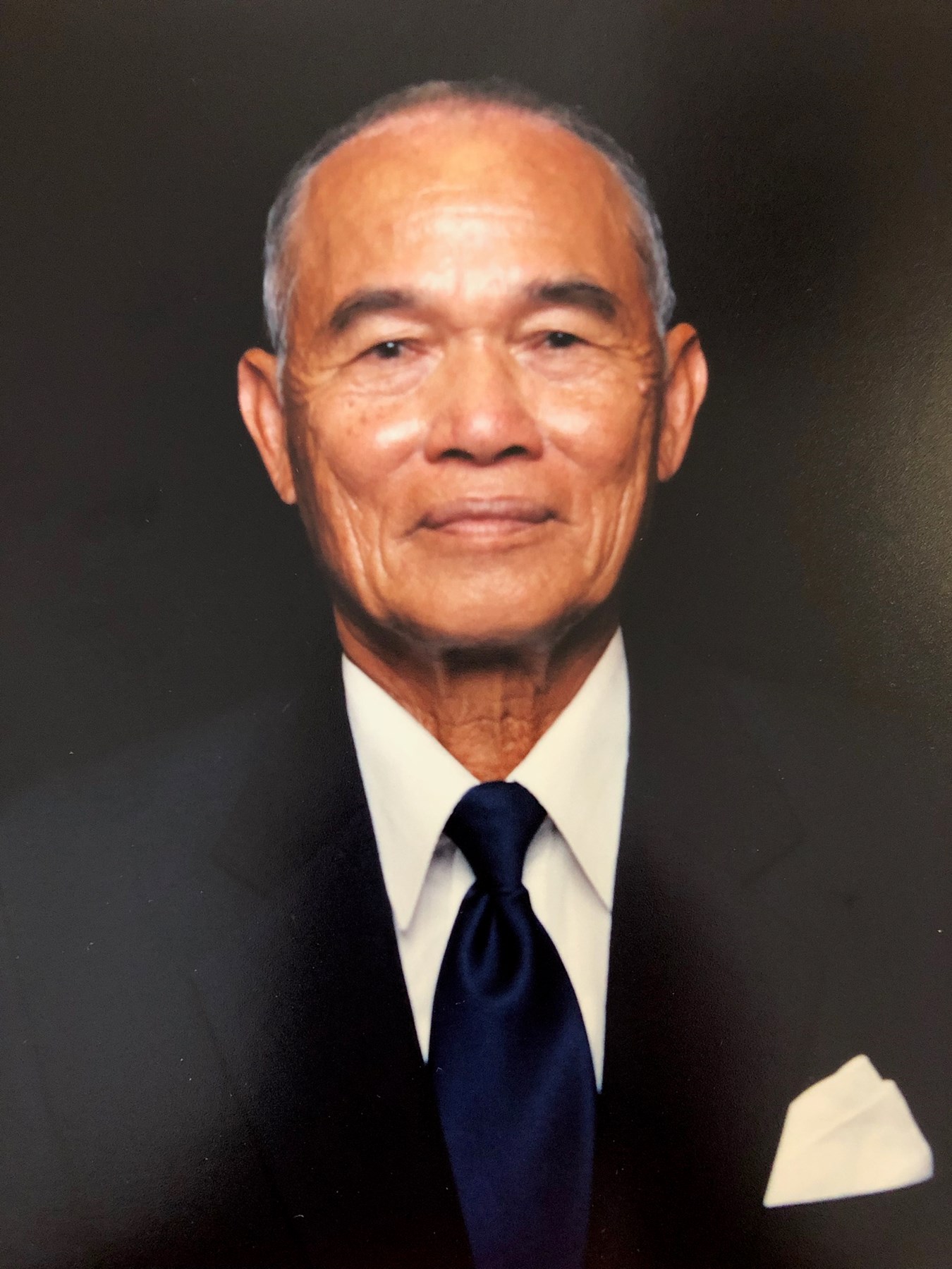 Obituario de Quy Dinh Nguyen