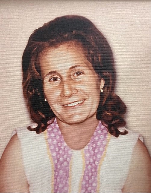 Obituary of Velia C. Dominguez