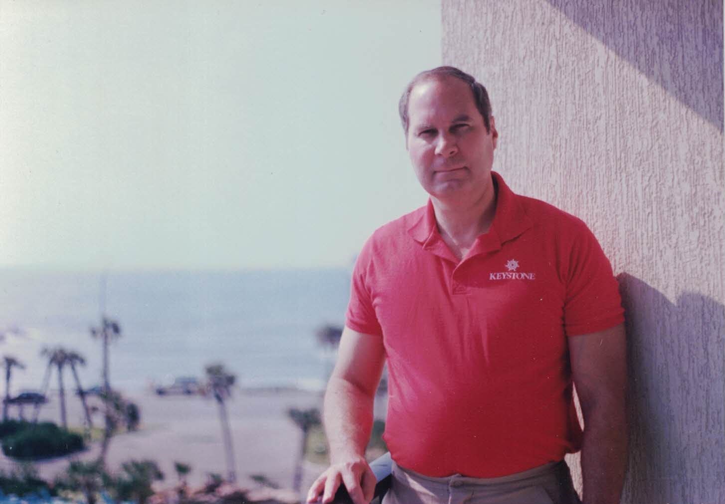 Obituary of Robert T Overton III