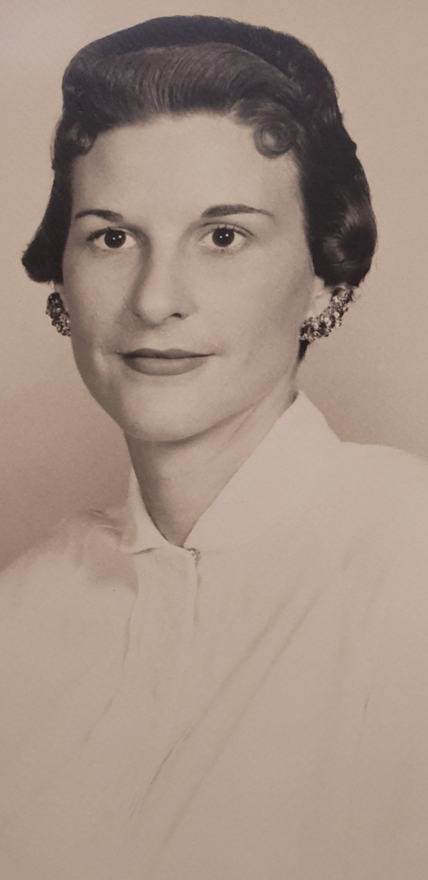 Obituary of Mrs Bernice "Bea" Peace (Peace) Phipps