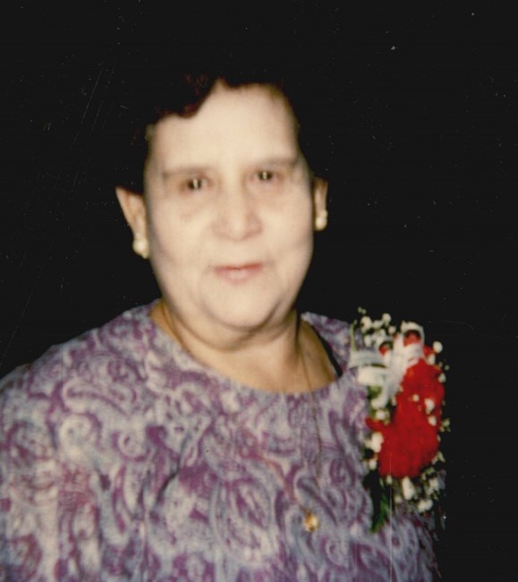 Obituary of Esperanza Andrade