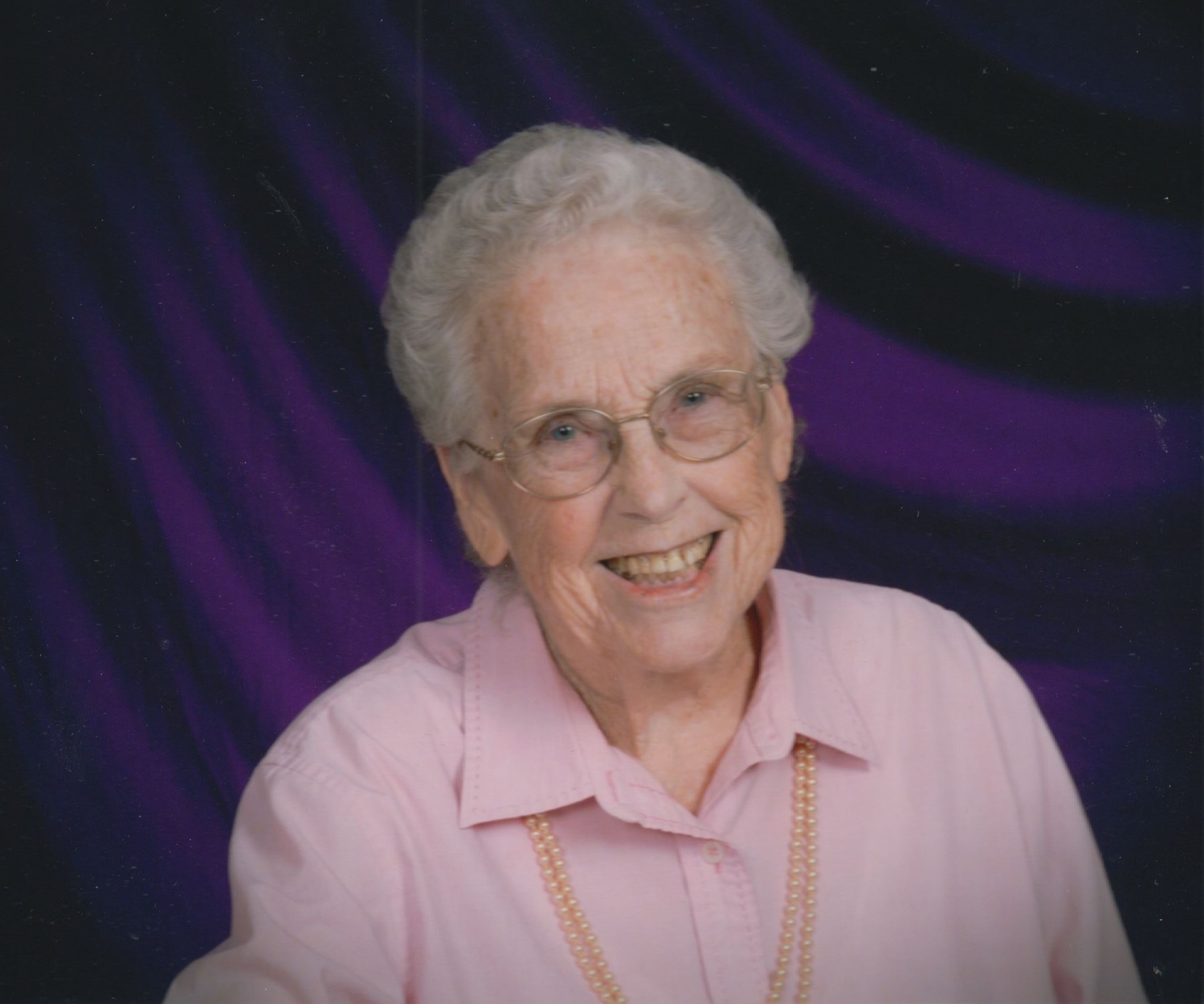 Obituary of Winifred Juanita Murphy