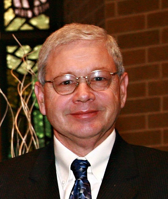 Obituary of William Hart Givens