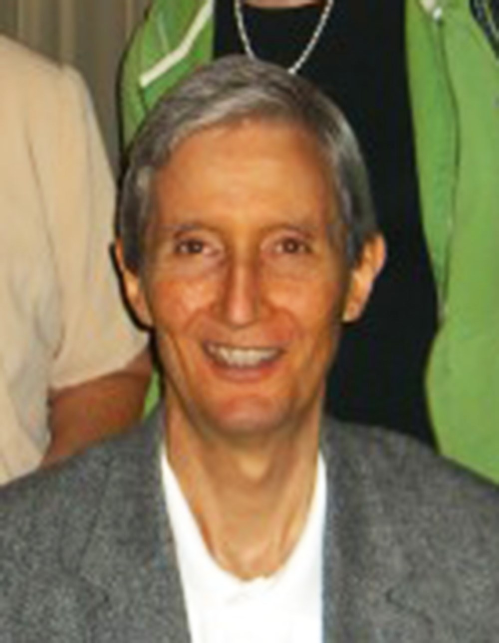 Obituary of Robert Louis Romer