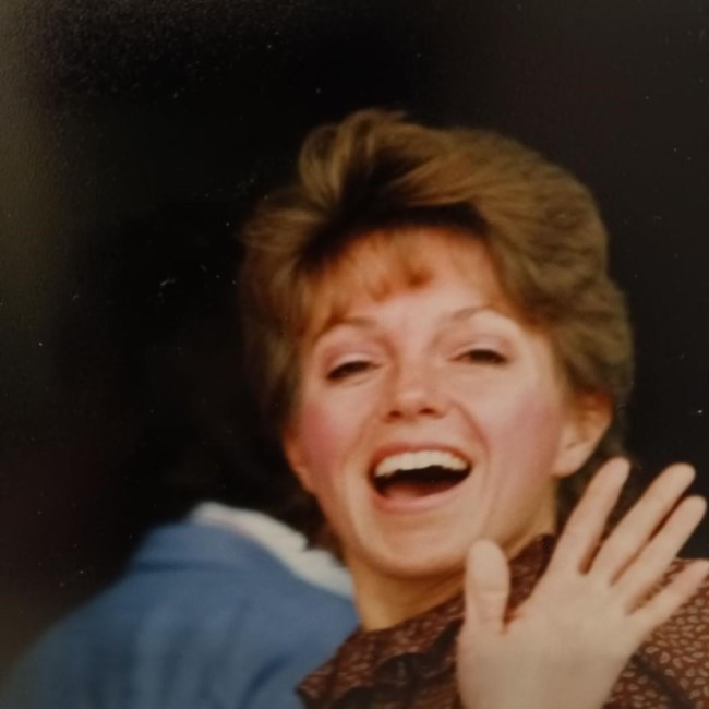 Obituario de Mary Sue Lyons
