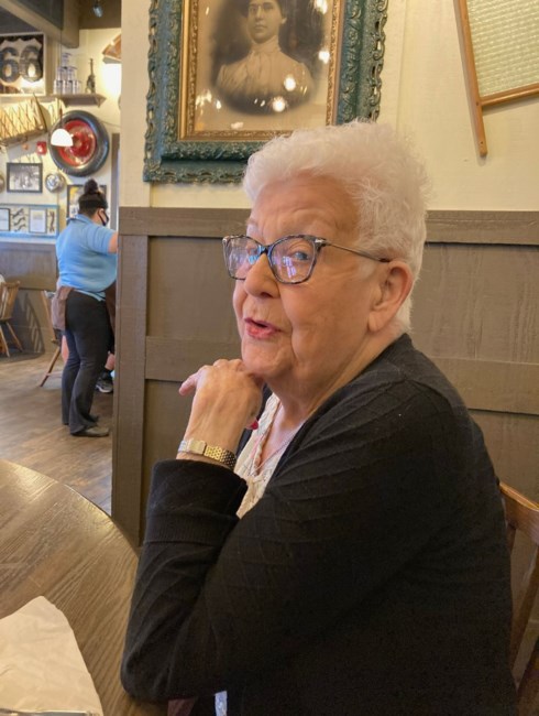 Obituario de Doreen B Fluker