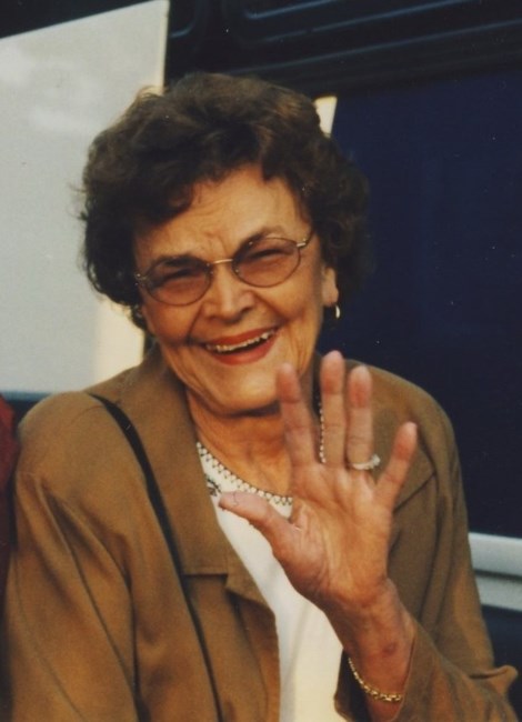 Obituario de Mrs Eloise Weesie D Russell