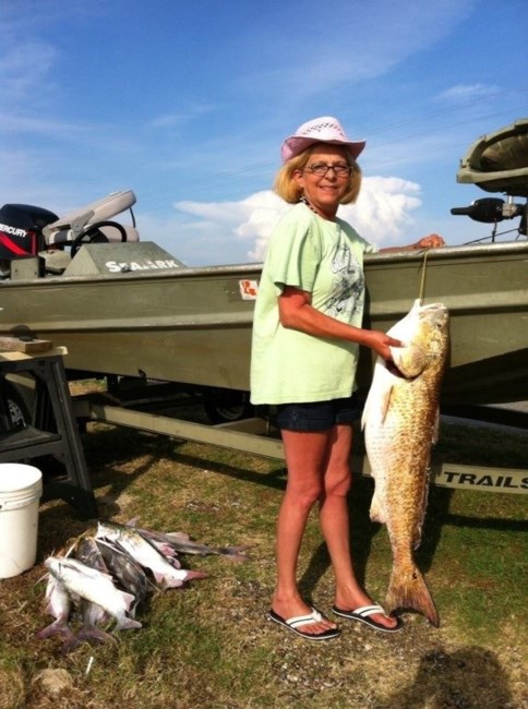 Obituary of Sandra "Sandy" Stephens Averitt