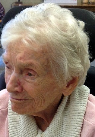 Obituario de Miss Pauline O'Regan