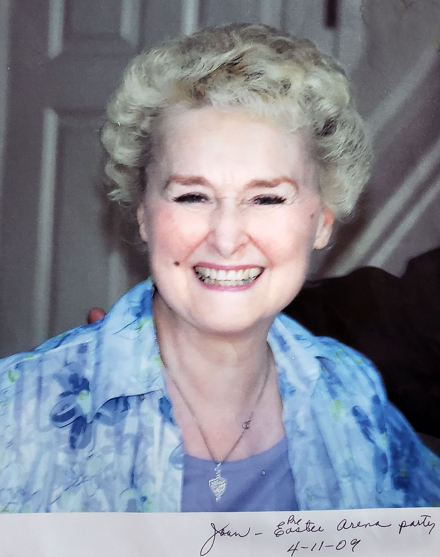 Obituary of Joan "Wendy" Gibbs-Iverson Ventenbergs