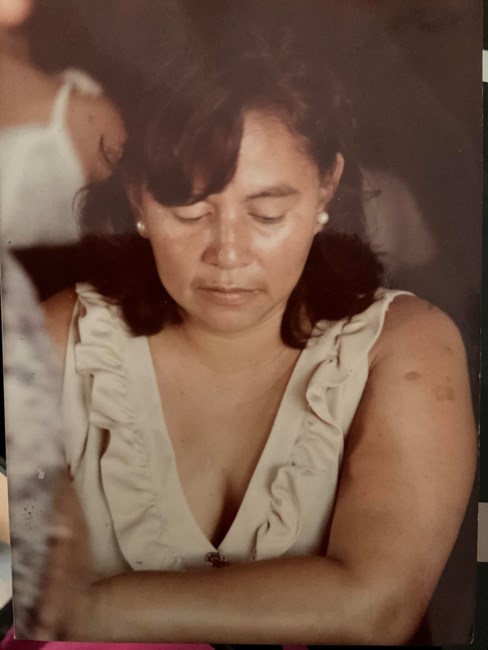 Obituary of Reyna Delia Lopez De Mira