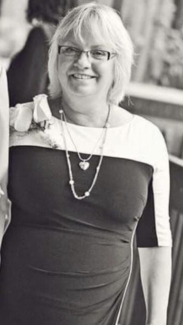 Obituario de Mary Beth Moffett