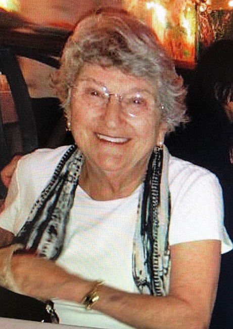 Obituario de Elaine D. Schroeder