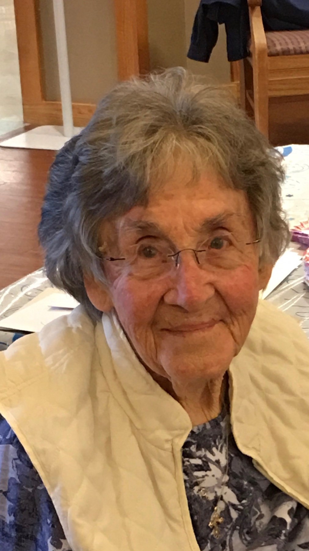 Obituary of Esther Nadine Moosmann