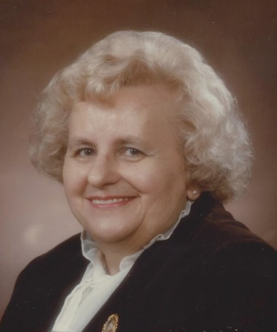 Obituary of Eileen Pearl Little