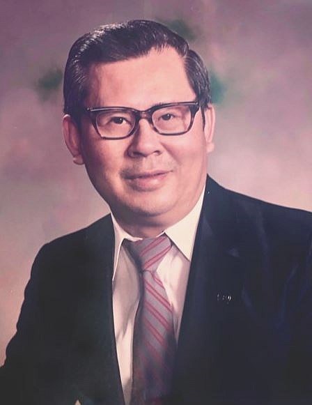 Obituario de Ming Kwong "M.K." Wong