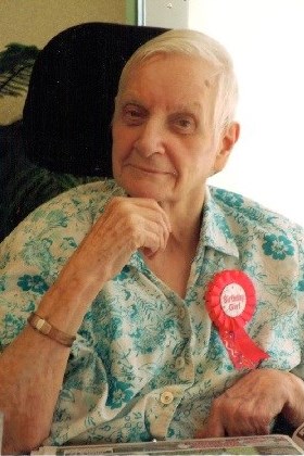 Obituary of Evelyn Mary Thomas