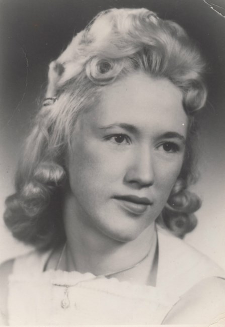 Obituary of Mildred Akins