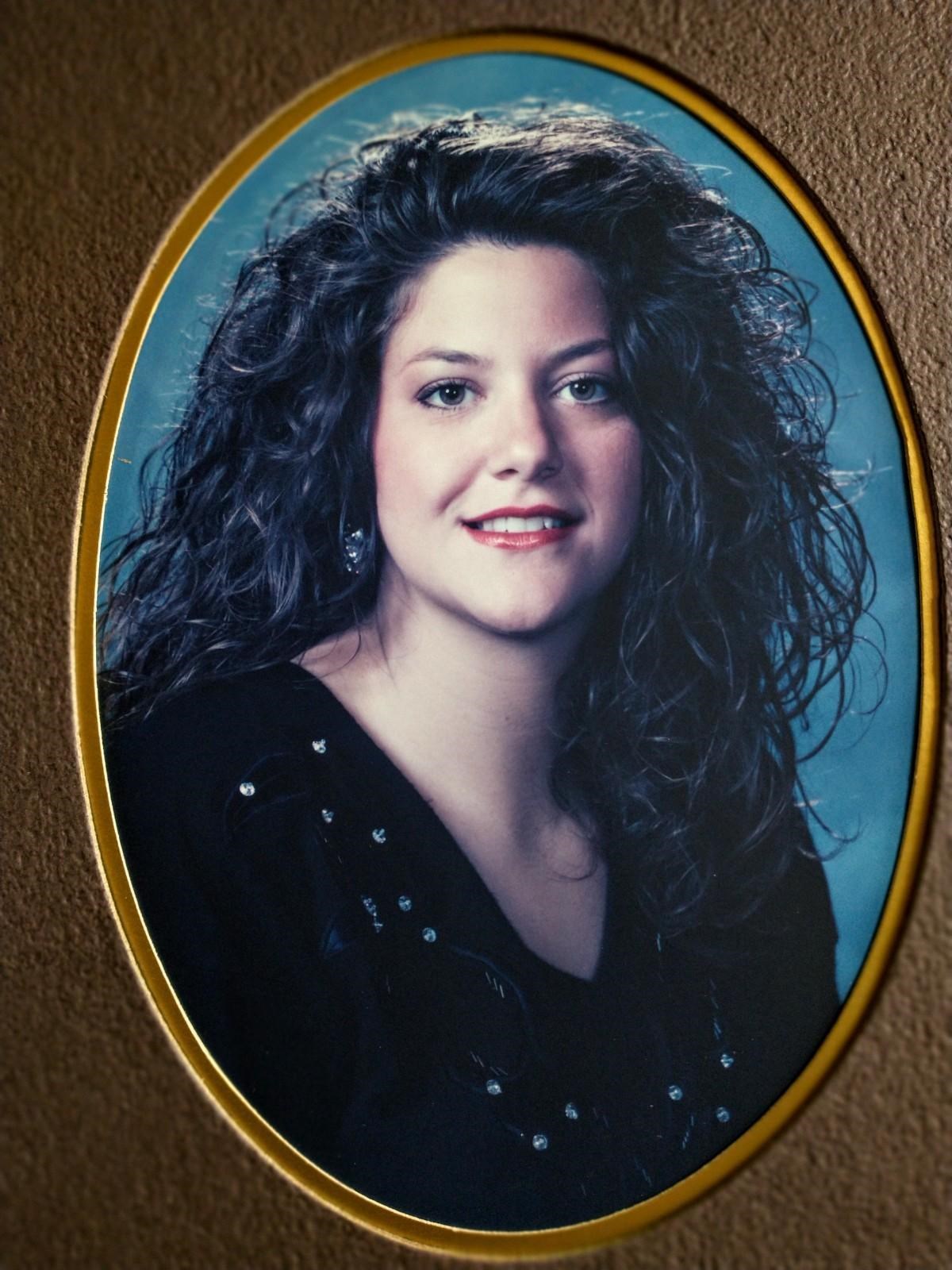 Obituary of Gina Papa