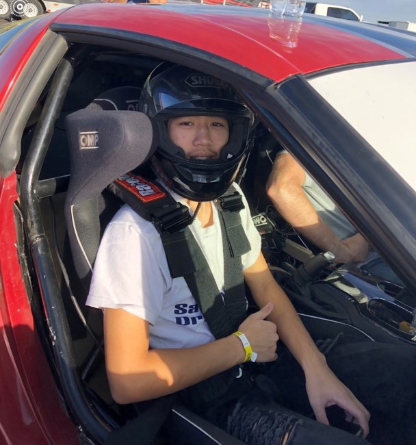 Obituary of Lingwei Yan