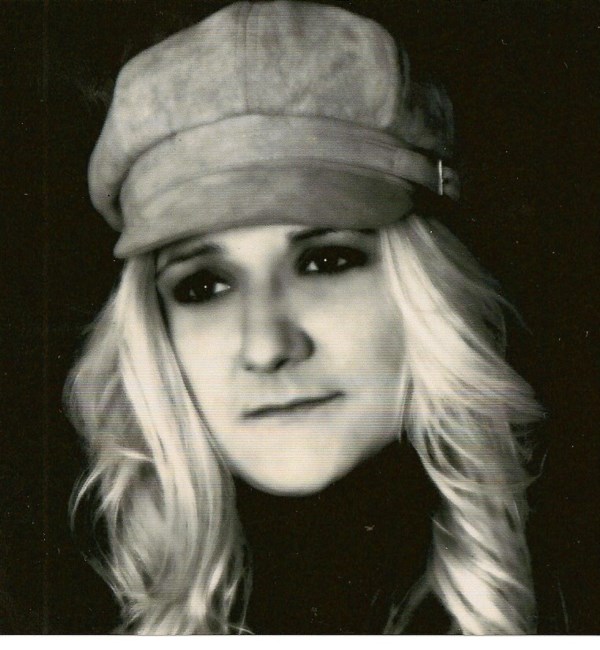 Obituary of April Lynn Tuttle