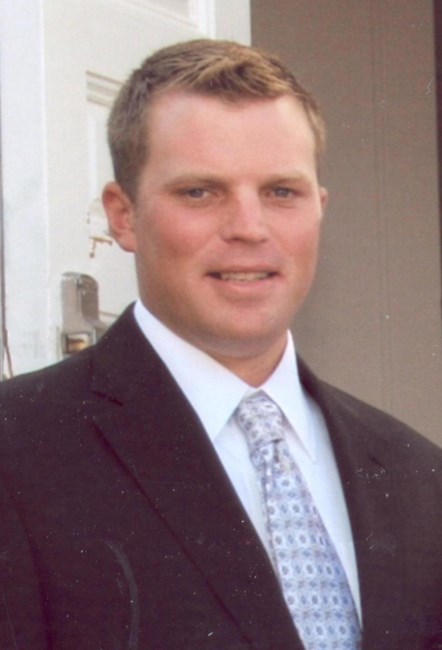 Avis de décès de James F. Higgins