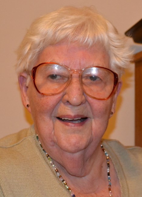 Obituary of Peggy Moore Hamlett