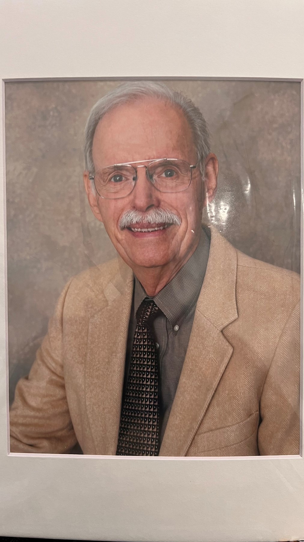 Obituary of Leonard "Len" Walter Lindauer