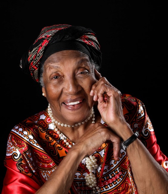 Obituary of Eva Gomes