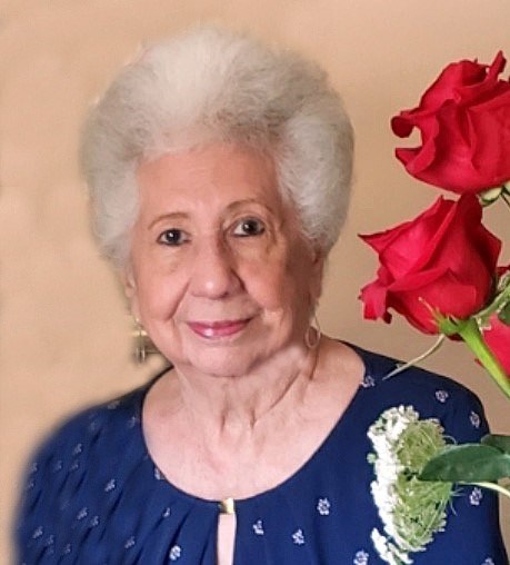 Obituary of Estella Santos