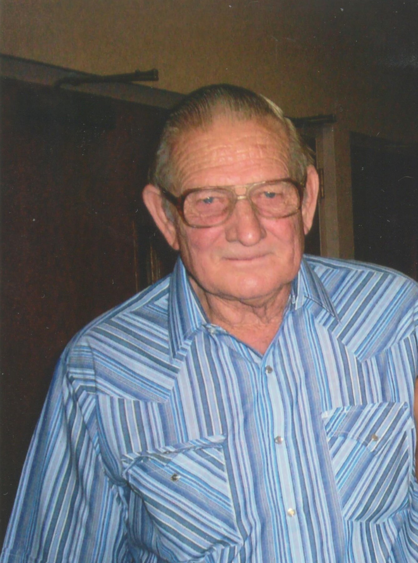 Obituario de James R. Hartman