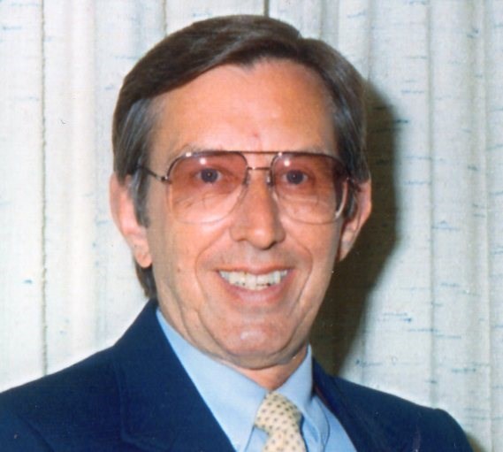 Obituary of Lester G Wilcox