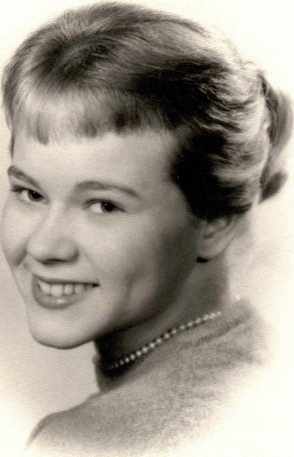 Obituary of Suzanne Dennis Chastain