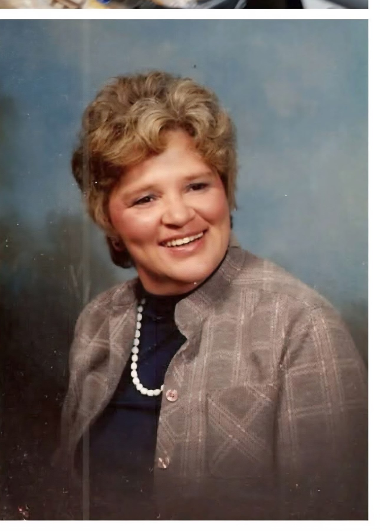 Obituary of Lola B. Wolfe