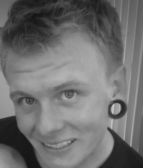 Obituary of Derek Roy Simenson