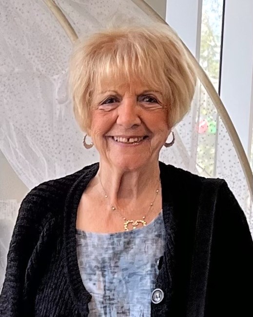 Obituario de Rosalie "Roe" LaRochelle