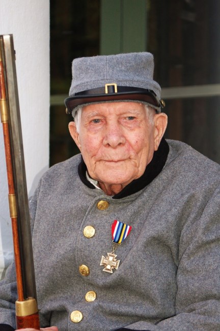 Obituary of Lloyd Terrell Derrick