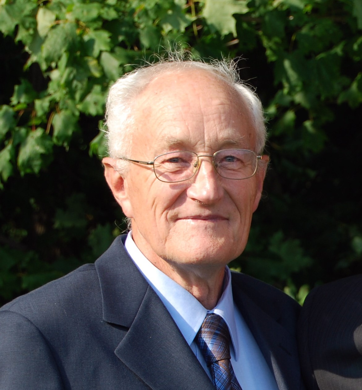 Obituary of Gordon Lloyd Heard