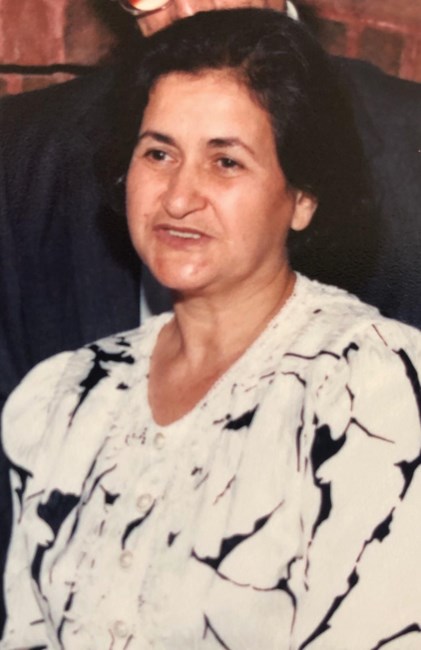  Obituario de Farkhondeh Arzanpouli