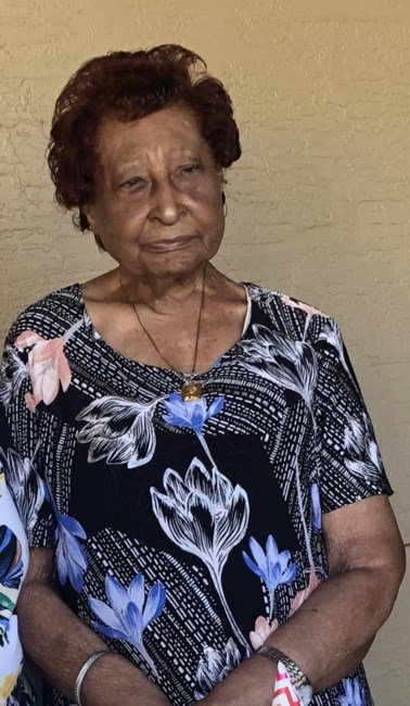 Obituary of Zoila Esperanza Fuentes