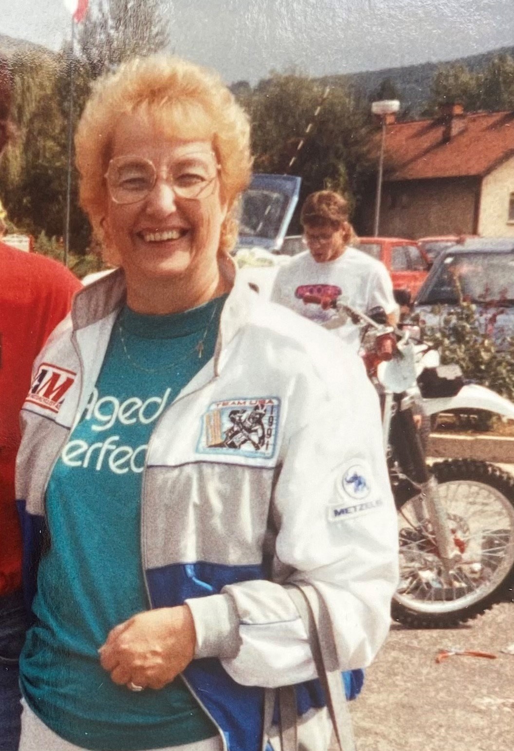 Obituary of Iris Kay Rhodes