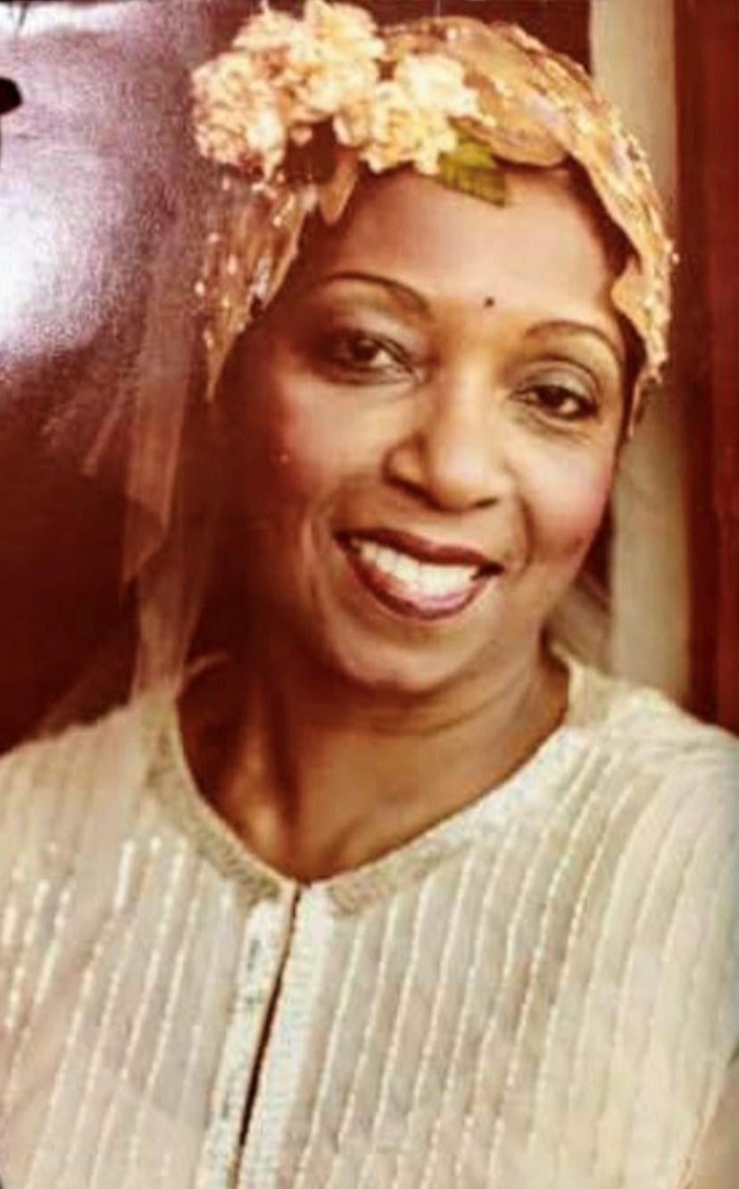 Obituary of Violeta Teresa Blackman