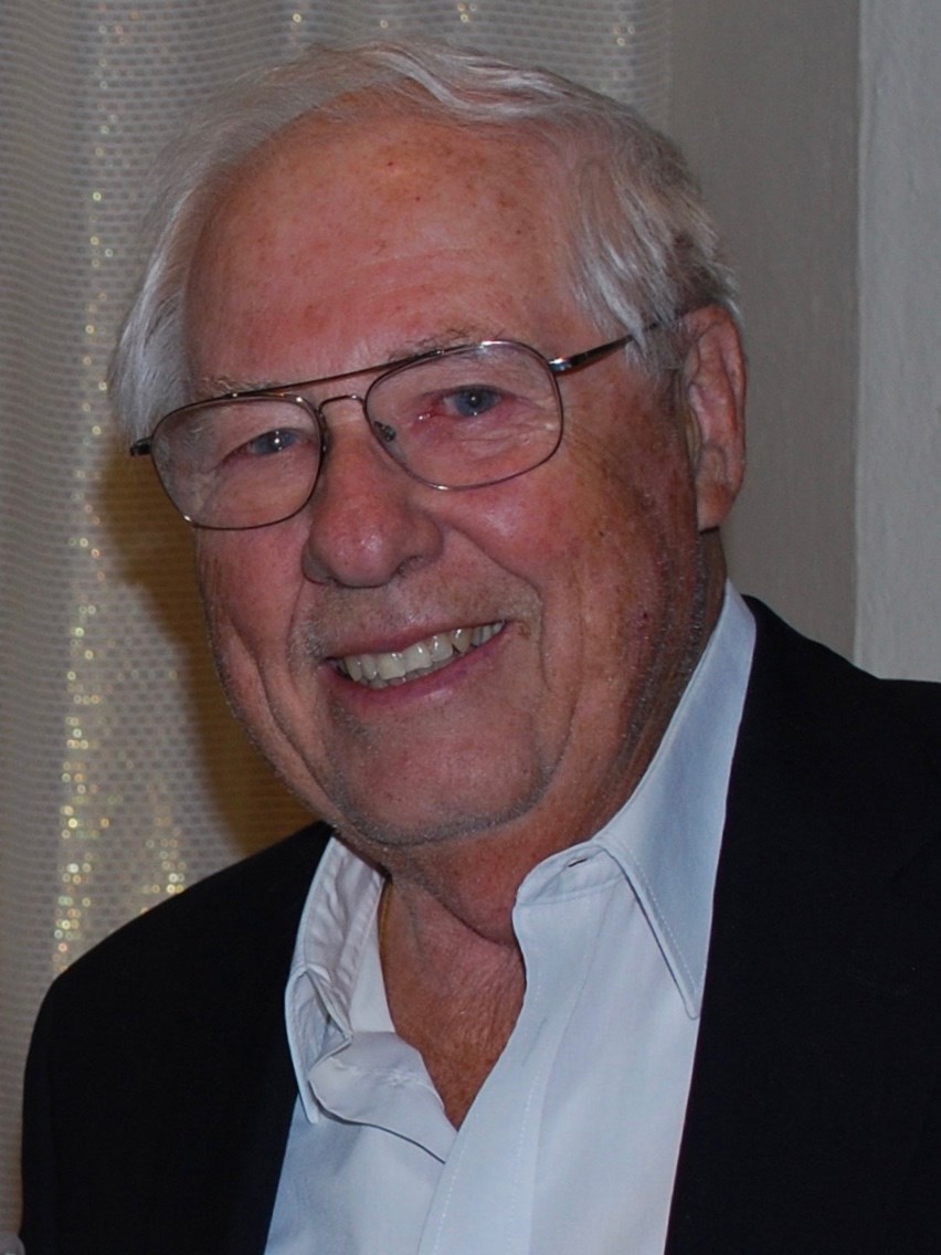 Avis de décès de Dr. Frank G. Regan Jr.