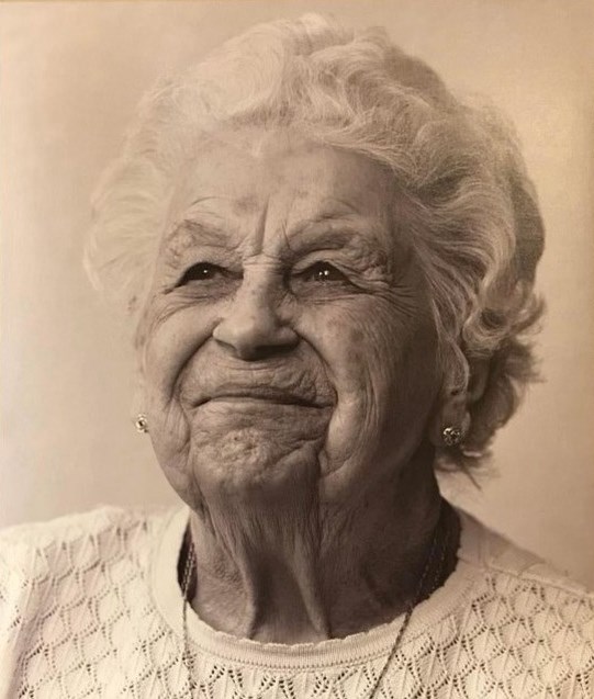 Avis de décès de Elizabeth Betty Demianew