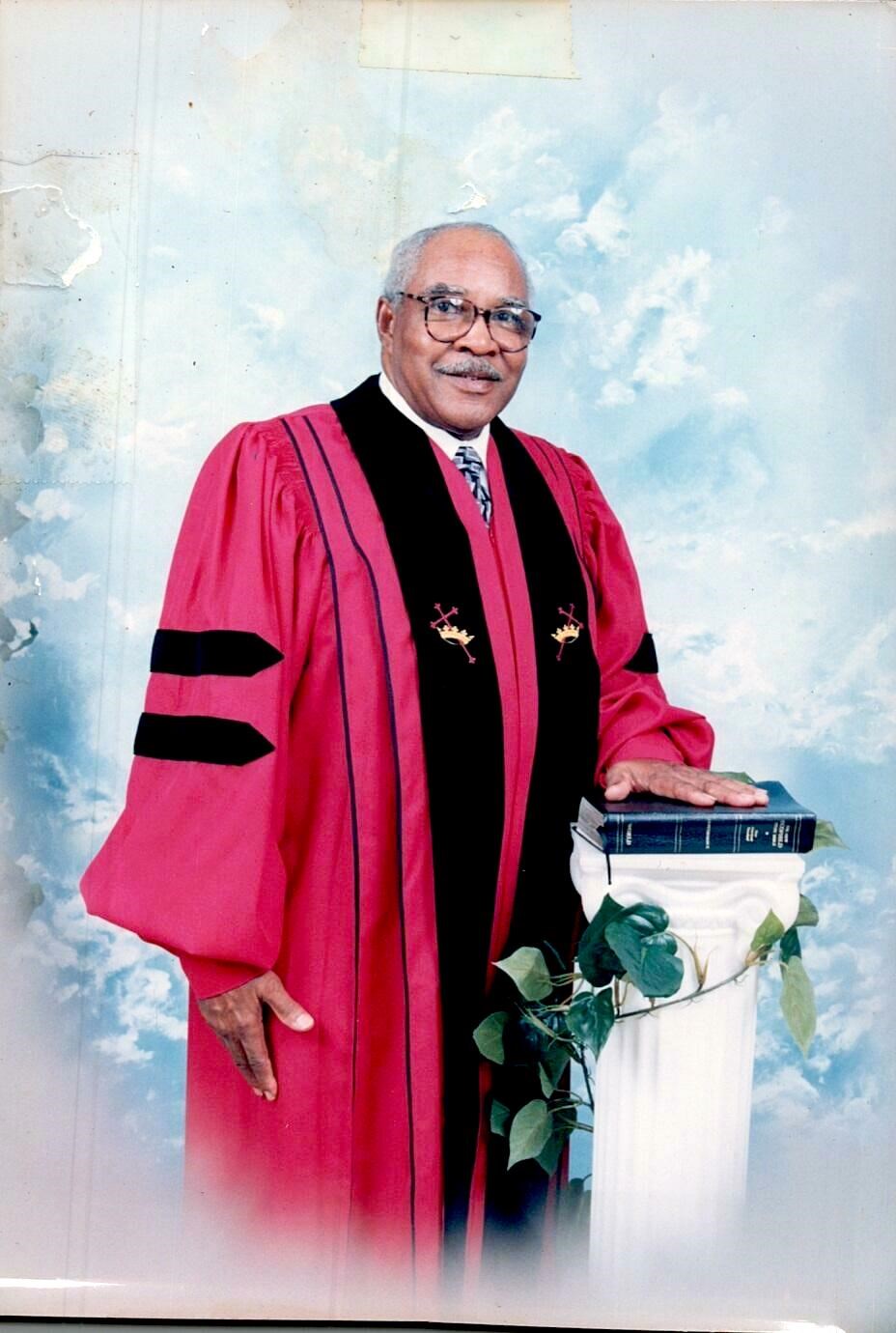 Obituary of Rev.  Charles T McClury Sr.